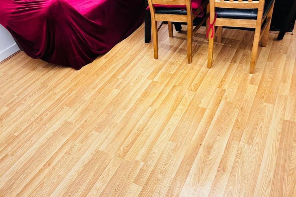 3 Bed House East London Home Buitenkant foto